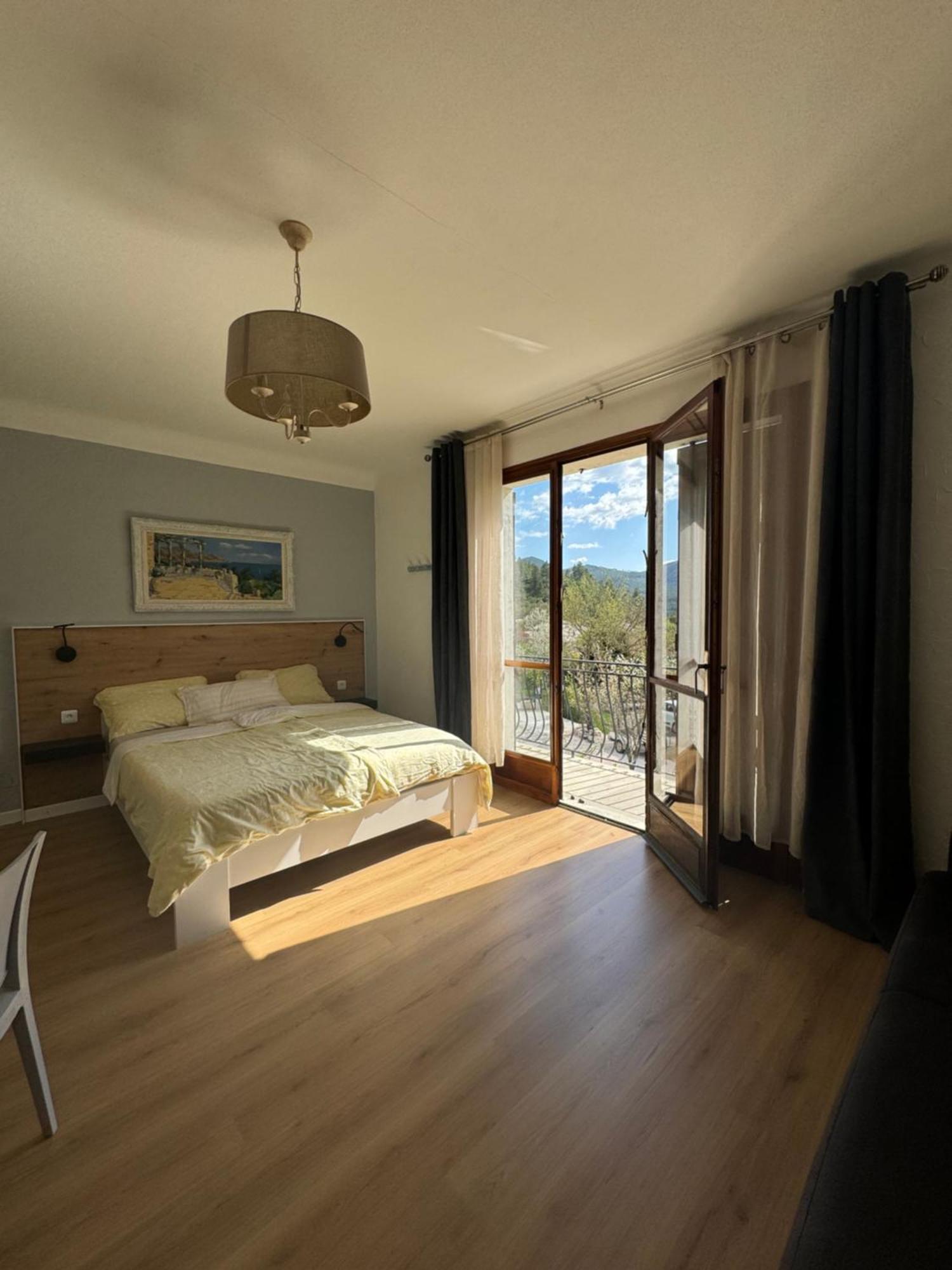 Bnb Castellane Chambre D'Hotes B&B Exteriör bild