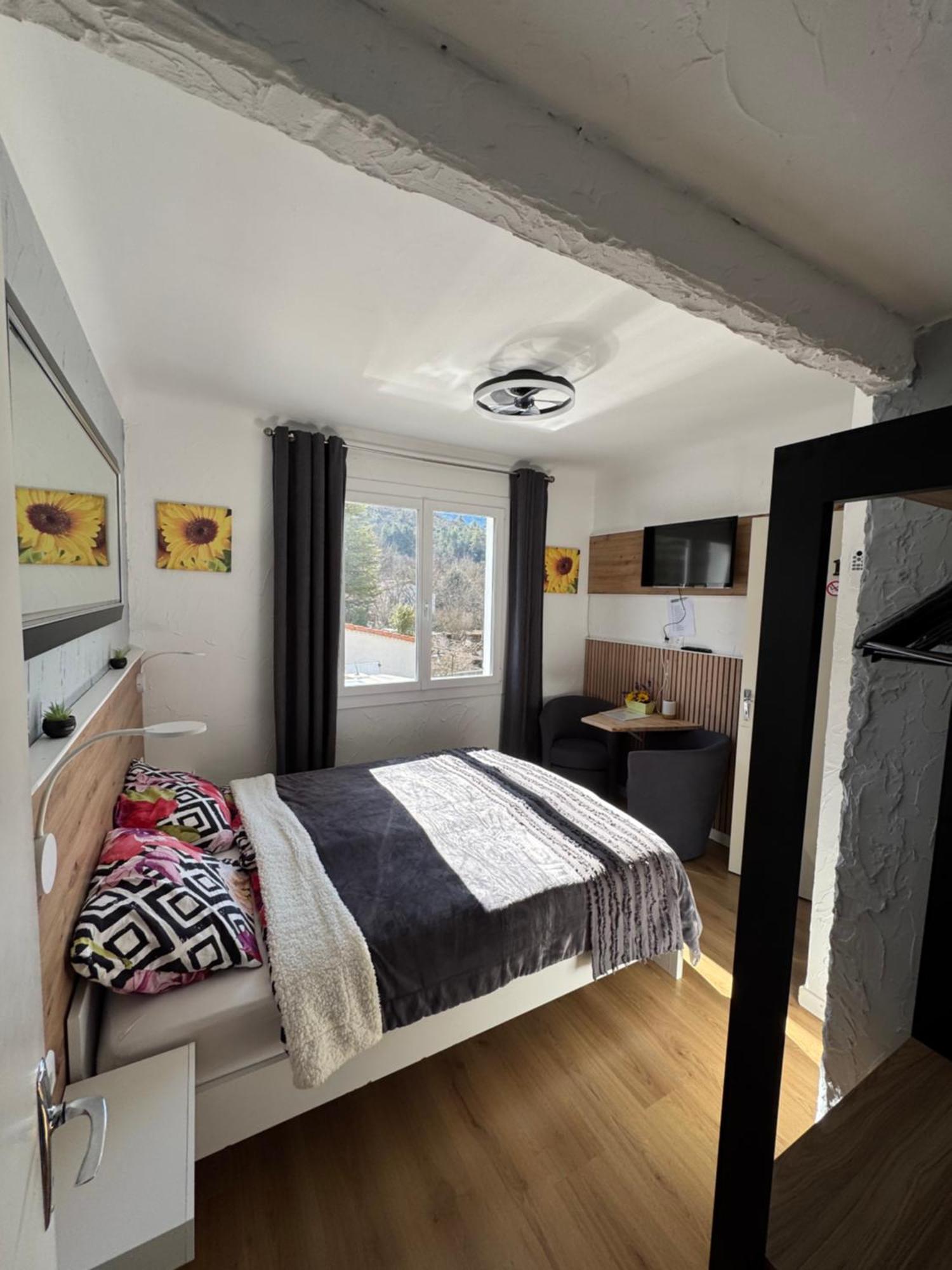 Bnb Castellane Chambre D'Hotes B&B Exteriör bild